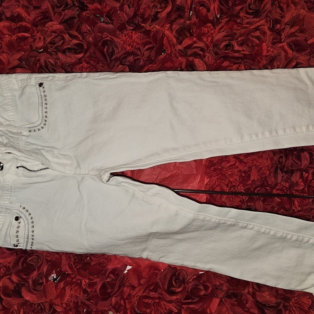 Girls Xhilaration White Jean/Capris SIZE 12 With Stud Detail